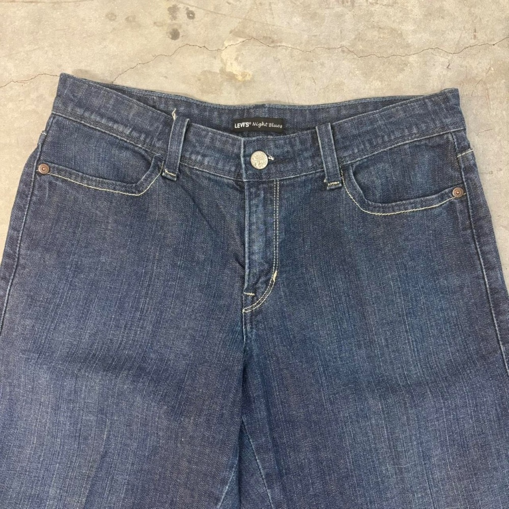 Levi's Bootcut - Picture 2 of 5